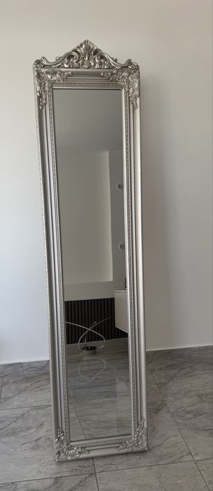 Lustro stojące Kare Design