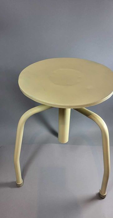 Taboret stołek hoker lekarski medyczny PRL Warszawa Wilanów • OLX.pl