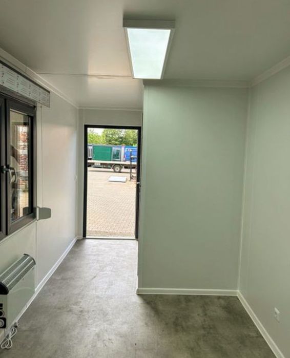 Kontener mieszkalno-biurowy 6x2.5m