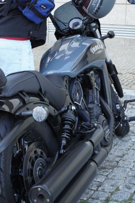 Indian Scout Rogue A2 – Stealth Gray