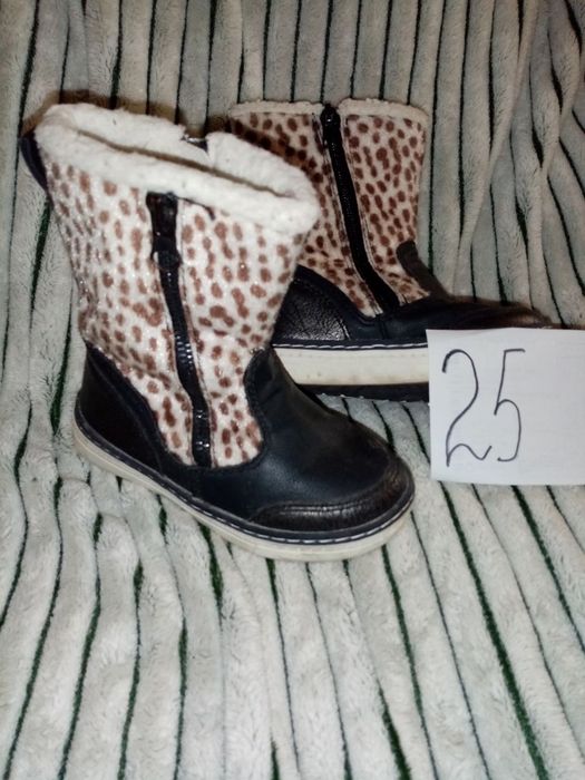 Продам дитяче взуття