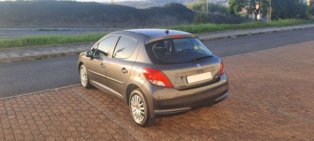 207 Gasolina 2010 35.000 kms!