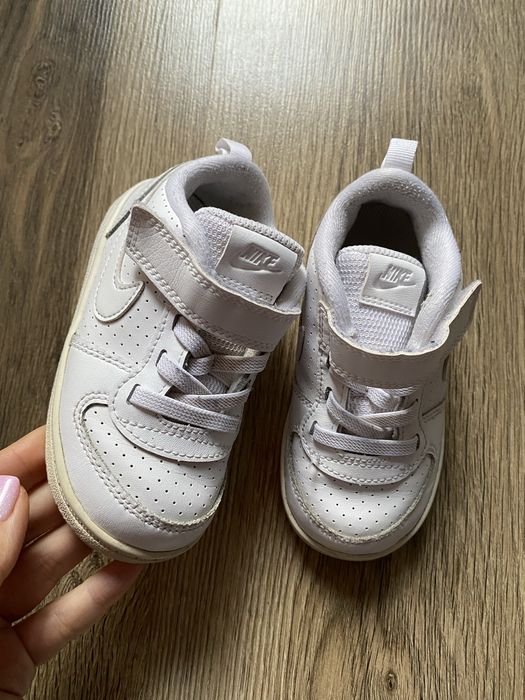 Кросівки білі Nike
