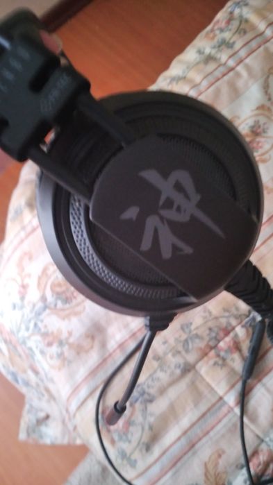 Fones Genbu usados em bom.estado