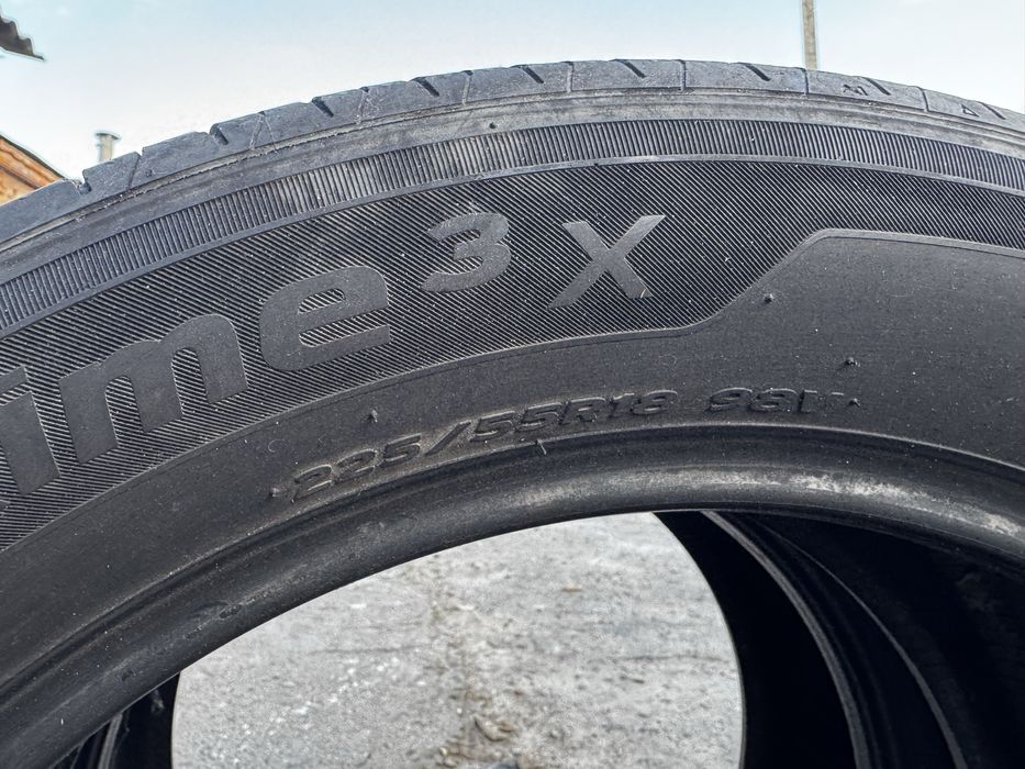 Шини 225/55 R18 Hankook (пара)