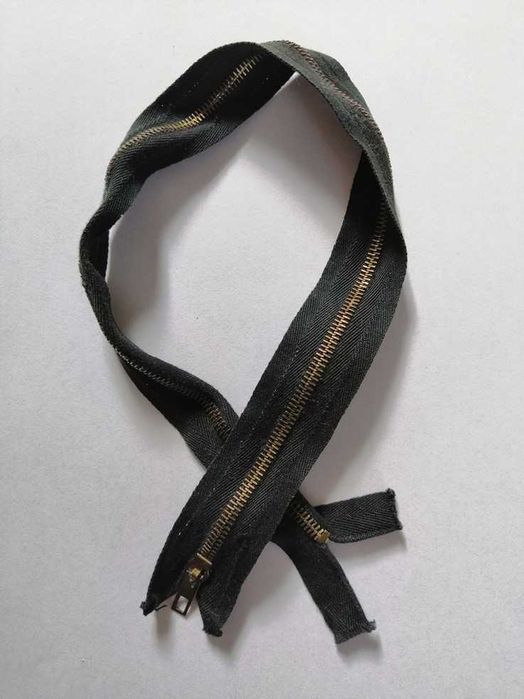 Suwak / zamek błyskawiczny, metalowy, złoty z czarnym, nierozdzielczy.