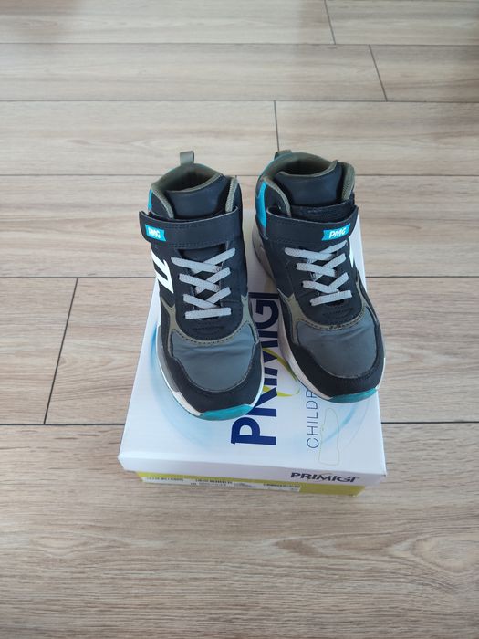 Sneakersy chłopięce Primigi 33