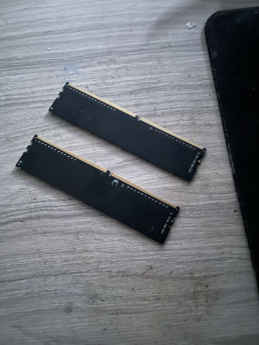 продам оперативную память Geil DDR4 2x16 3200мгц