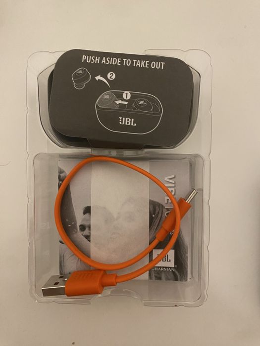 Vendo fone JBL Vibe 100 em excelente estado