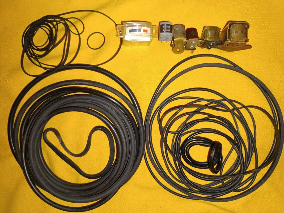 Пасики для магнитофона бабинного Маяк-202/203. Юпитер-203.
Дата произв