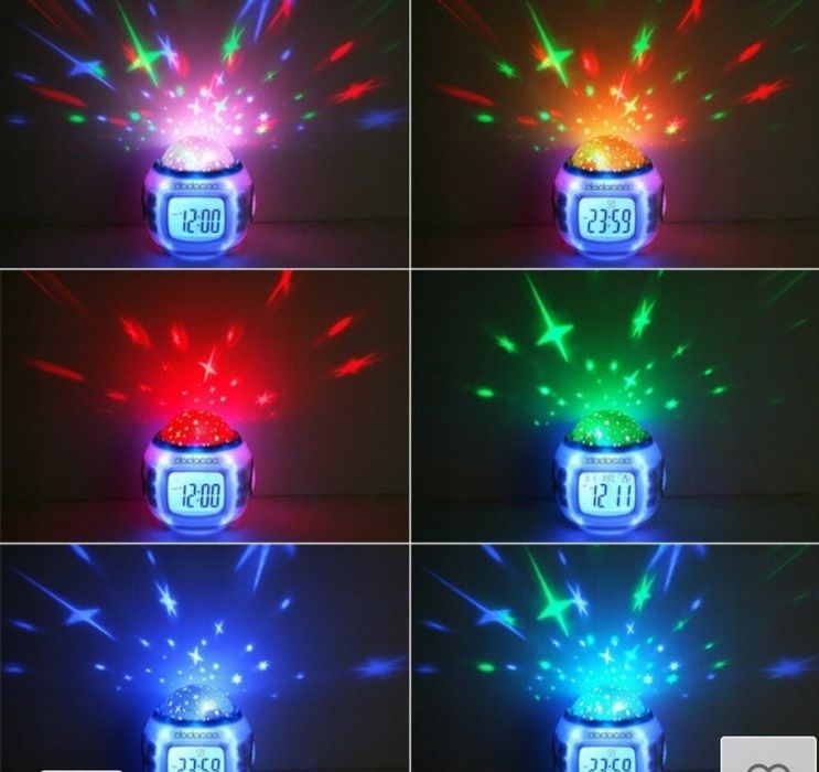 Budzik, zegar projektor nieba