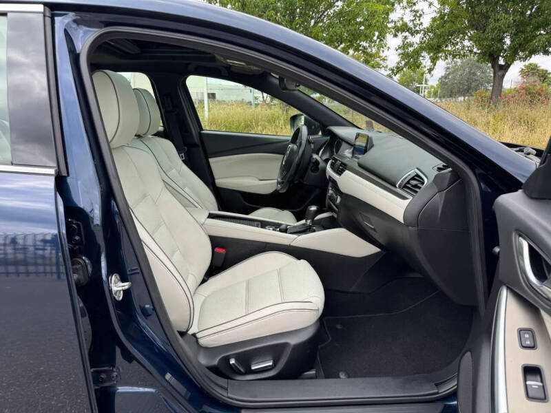 2017 Mazda MAZDA6