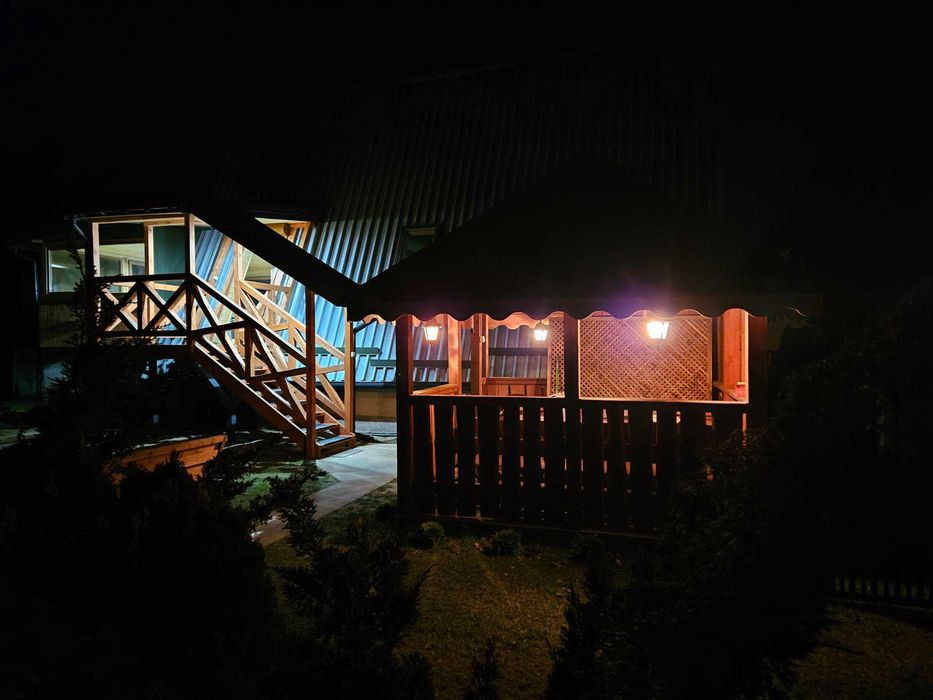 Komfortowy wygodny domek , Altana  , Jacuzzi , ognisko , basen.