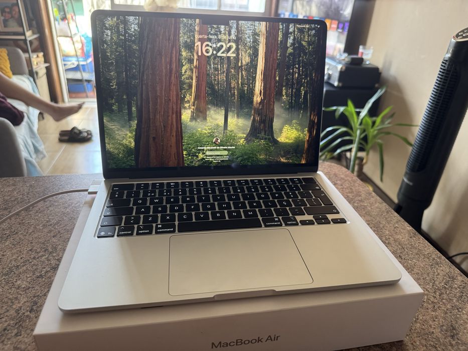 Macbook M4 16gb ram 512 de memória!