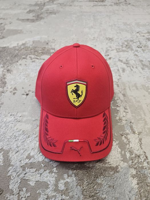 Bluza, czapka, bidon Ferrari F1 oryginał