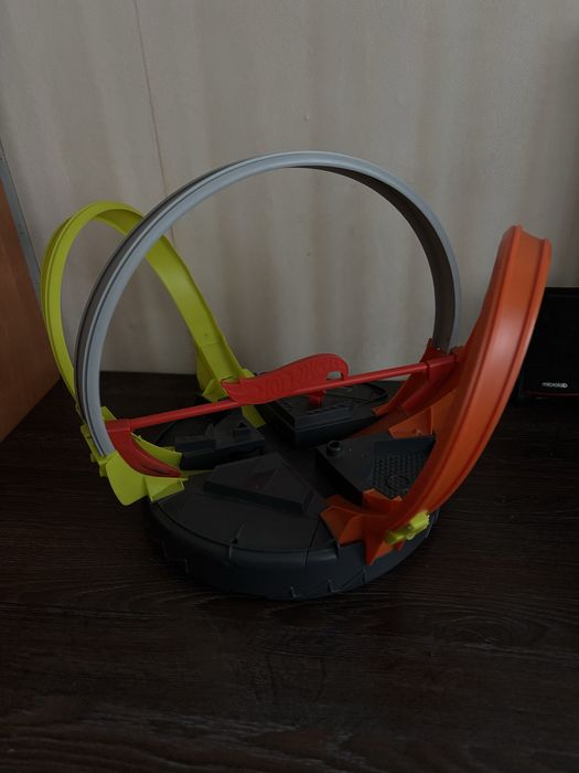 Оригінальні треки Hotwheels