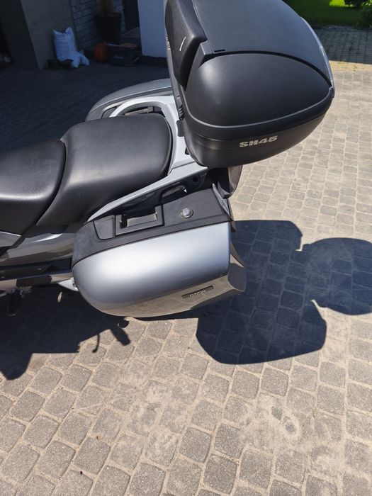 Sprzedam BMW r1200rt stan bardzo dobry