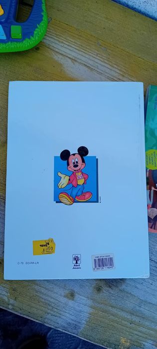Livro banda desenhada Mickey Mouse e outro livro de histórias