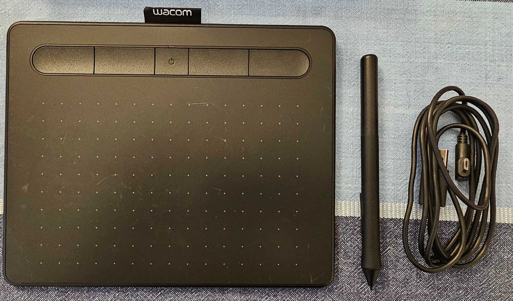 Wacom Intuos Graphics Tablet64283908340611121