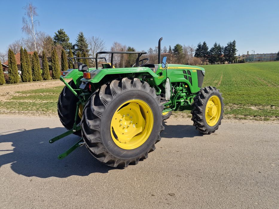 Ciągnik John Deere 5310