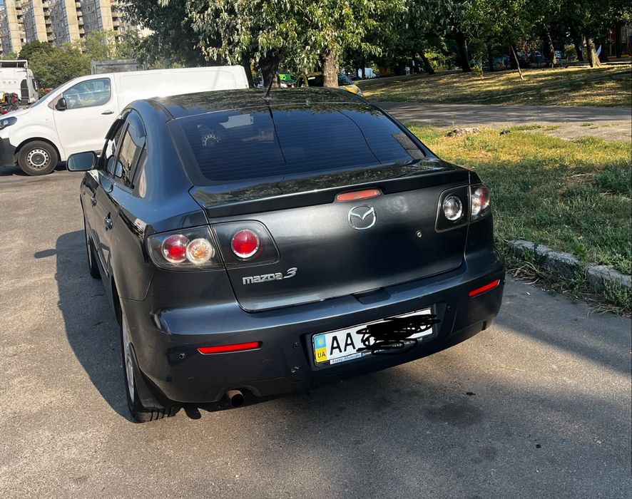 Продам Mazda 3  рік 2008