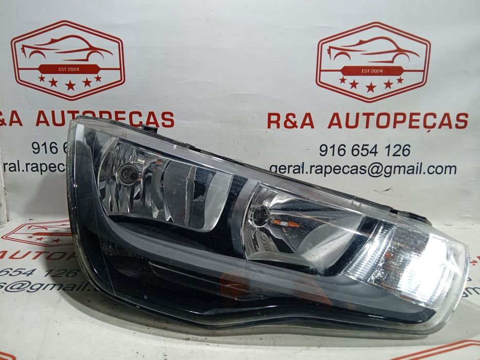 Ótica Farol Frente Frontal Direito Audi A1 Original