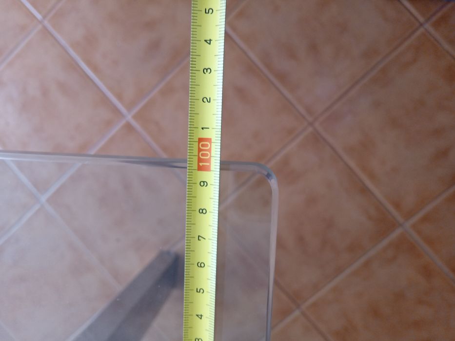 Mesa de vidro e inox