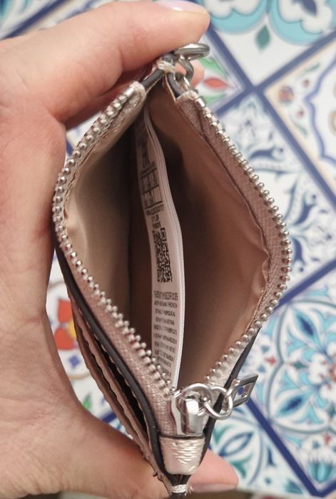 Etui/portfel Guess