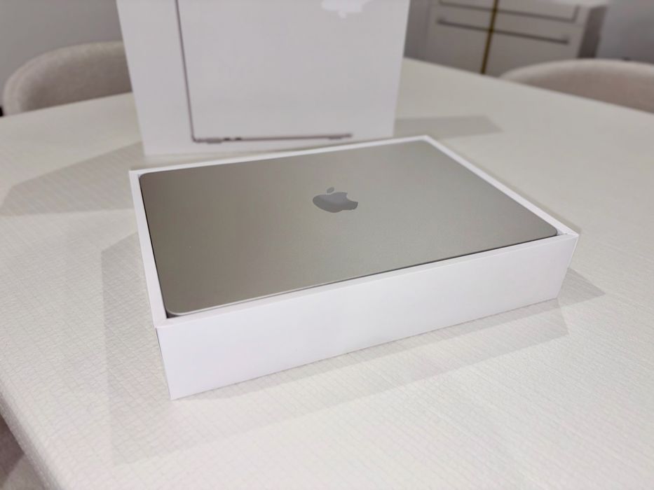 Macbook Air 13” M2 16gb ram