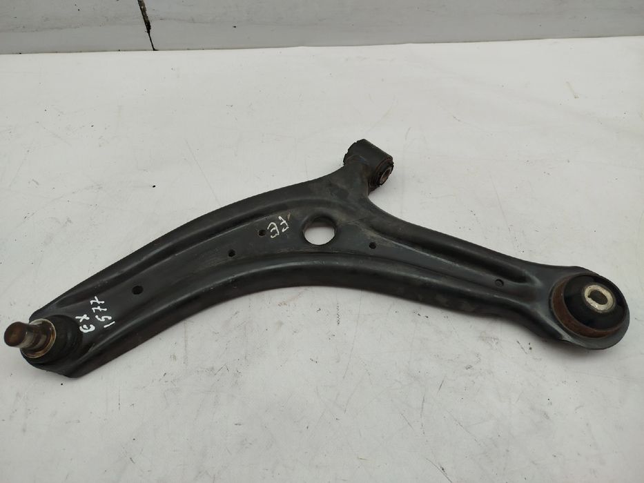 Braço de suspensão frente esquerdo FORD Puma (J2K, CF7)