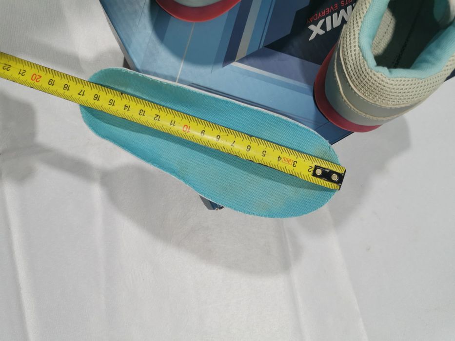 Кроссовки Demix 26 р