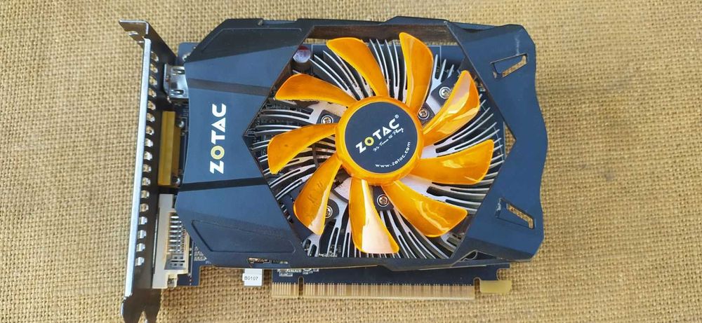 Zotac GT 740 1gb DDR5