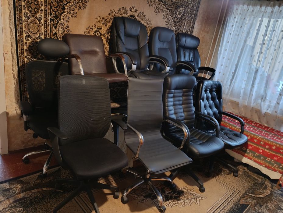 Офісне крісло офісні кріла стілеці