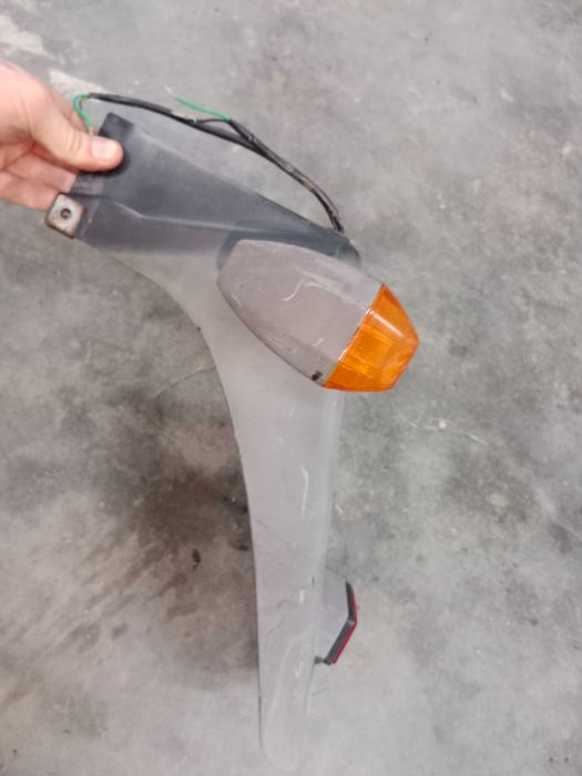 kawasaki gpz500 gpz 500 kierunkowskazy tył tylne błotnik nadkole