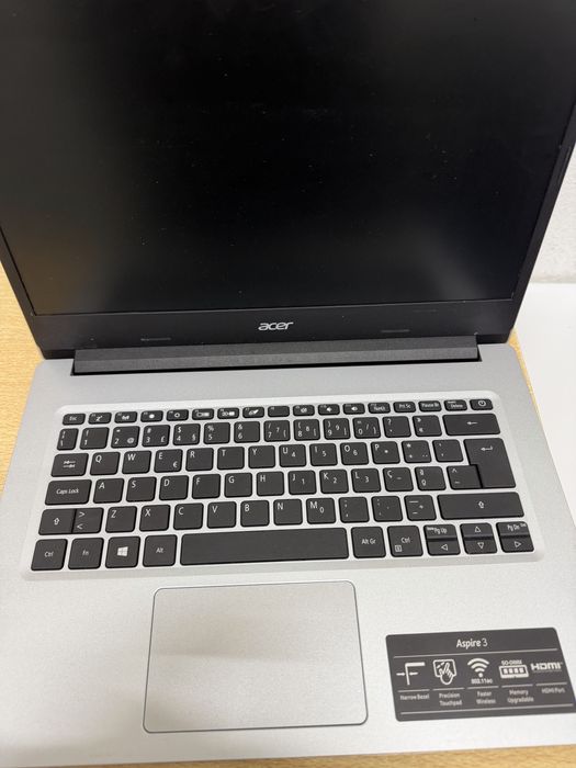 Acer Aspire 3 otimo para trabalho !