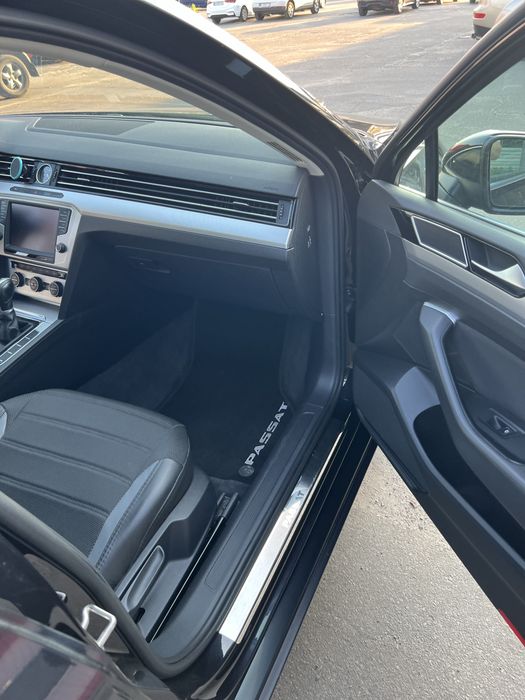 Продам Volkswagen Passat 2016