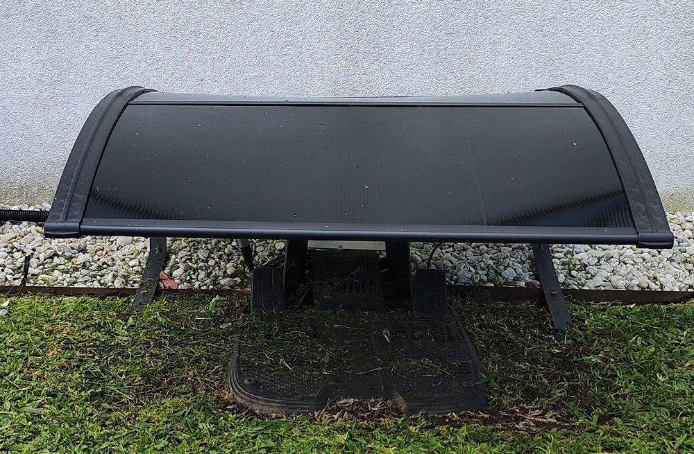 Garagem para Robot Corta Relva Jardim NOVO