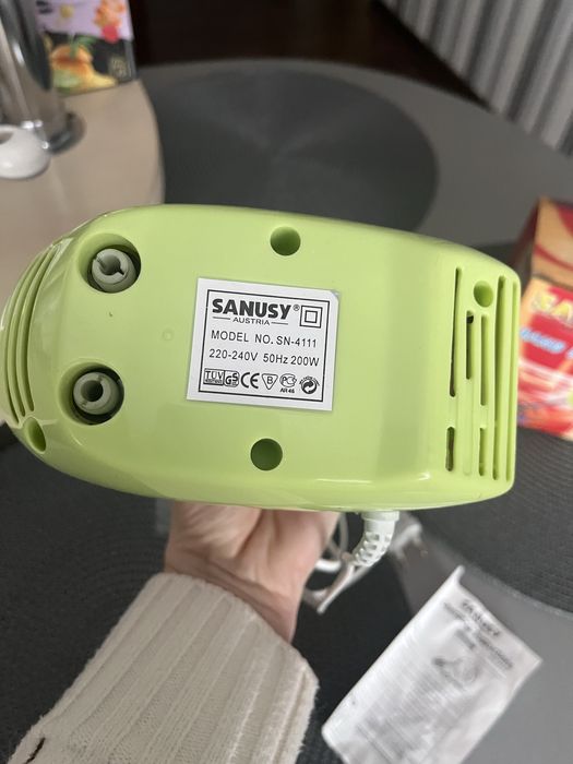 Продам миксер новый