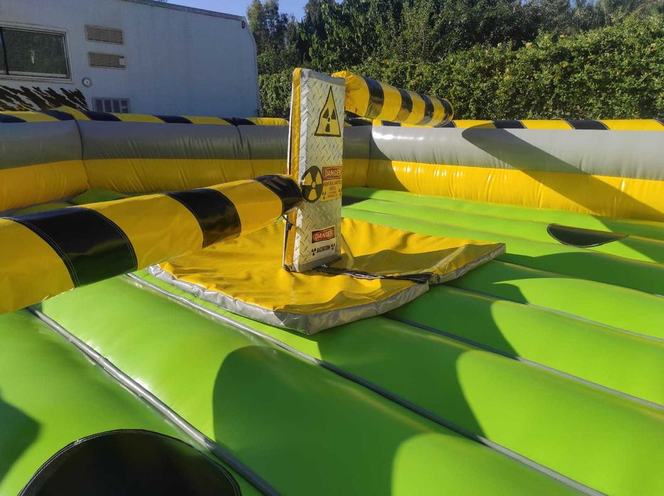 Aluguer - Insuflável - VARREDORA MECÂNICA