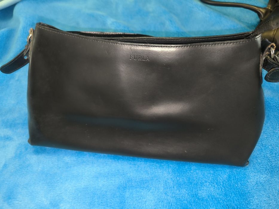 Mala preta Furla de pele / couro