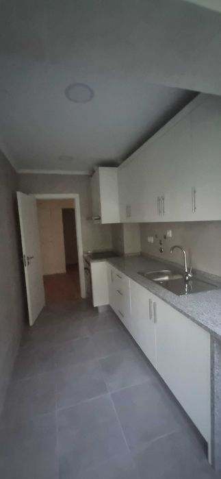 Arrendamento - Apartamento T2 Remodelado em Odivelas