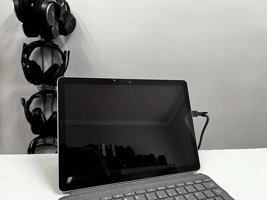 Планшет Microsoft Surface Go 2 1926 64gb