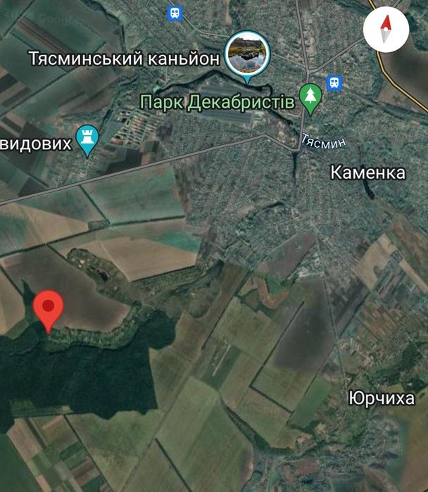 Продам 27сот Каменка,крайній від лісу з власним озером.