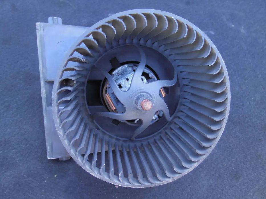 VW AUDI SEAT SKODA WENTYLATOR DMUCHAWA NAWIEWU H35657880E F667325R 1J1819021C GOLF IV BORA LUPO A3