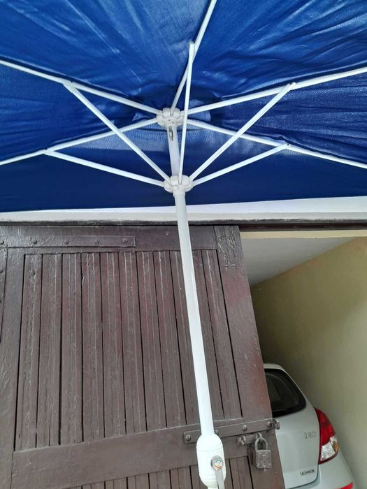 Parasol balkonowa 1/2