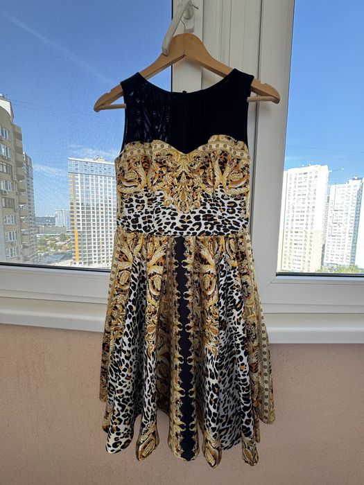 Сукня Versace Jeans Couture, сукня  Guess