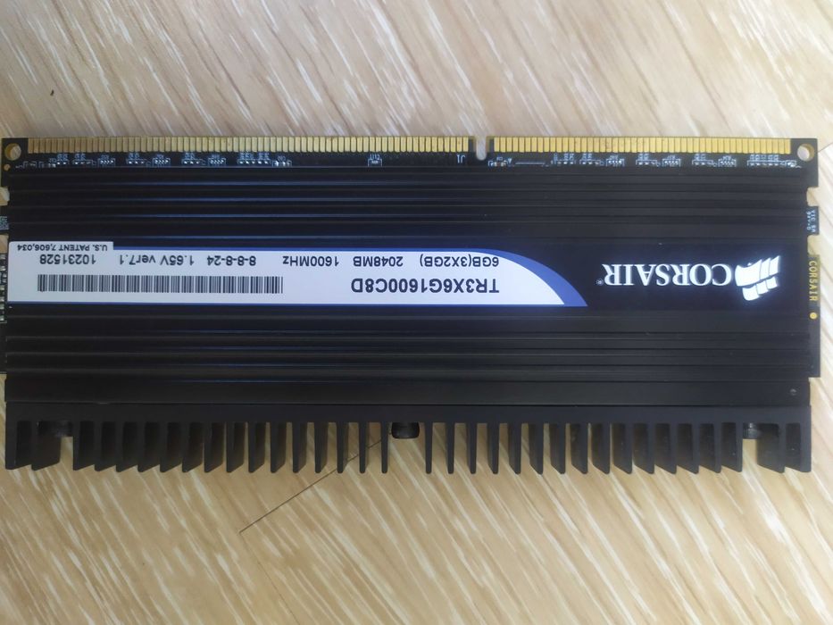 Оперативна пам'ять для ПК Corsair Dominator 4*2 GB DDR3 1600 Mhz