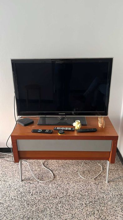 Televisão LED Samsung 46 polegadas