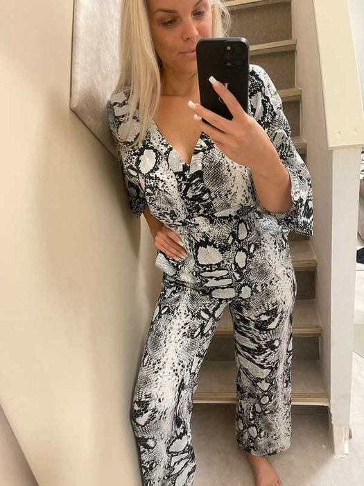 elegancki zmysłowy zwiewny kombinezon 36 S