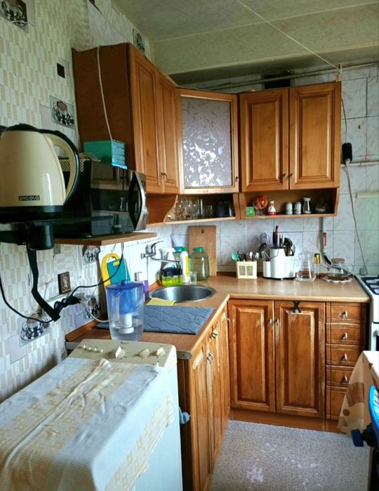 Продам 2 х ком квартиру. Матросова.